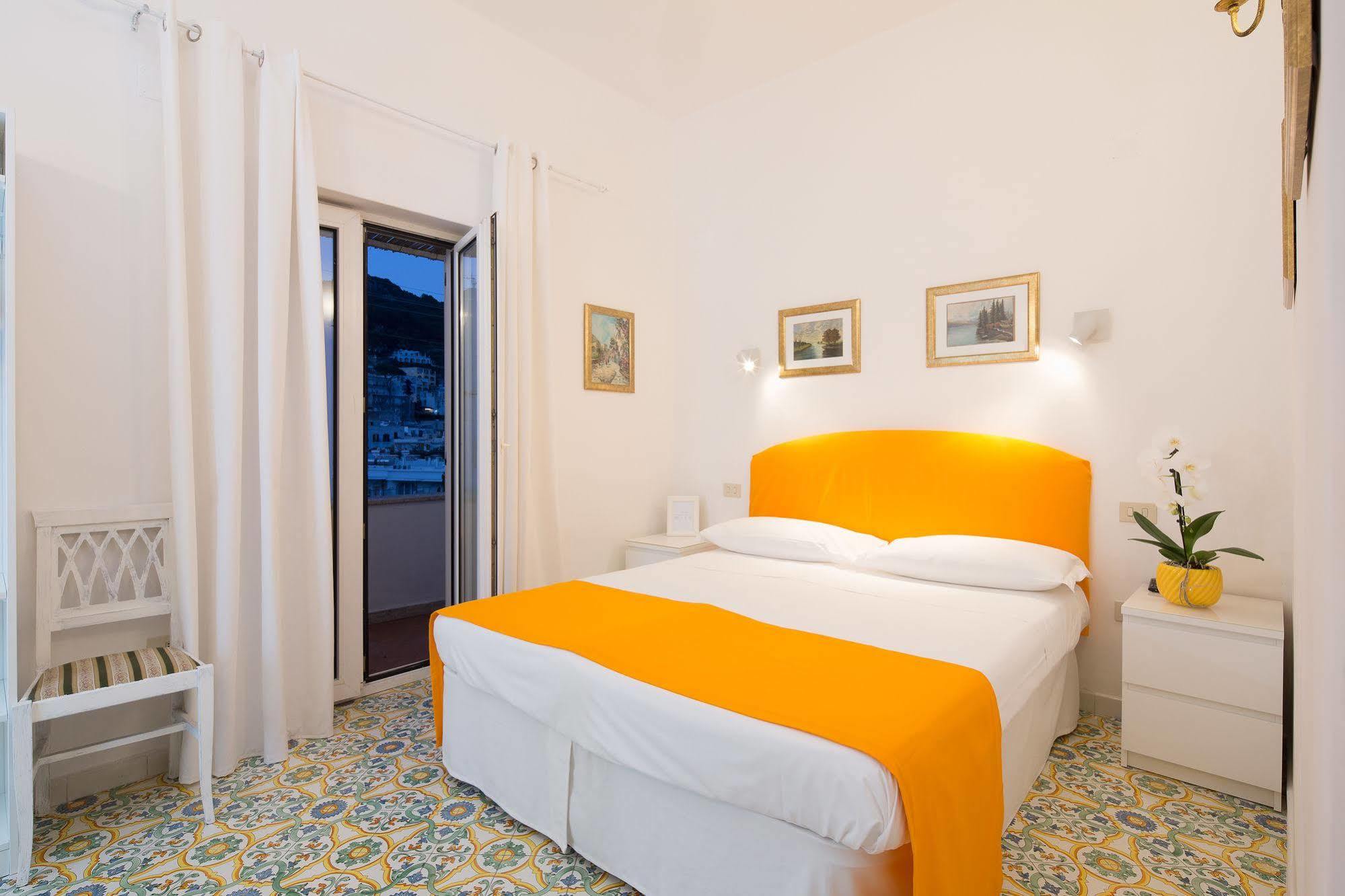 Marlin Guest House Capri Exterior photo