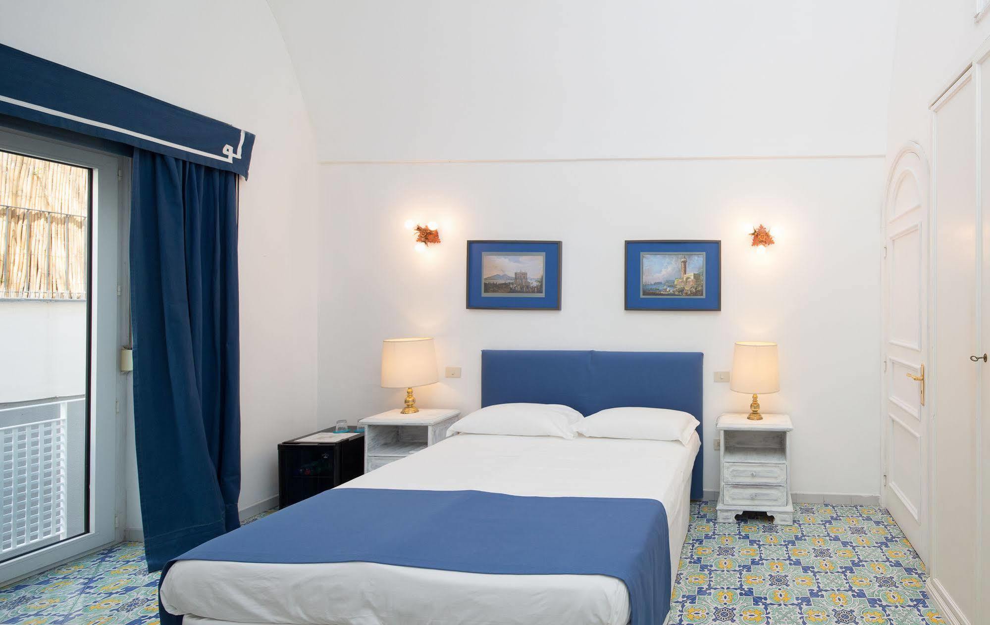 Marlin Guest House Capri Exterior photo